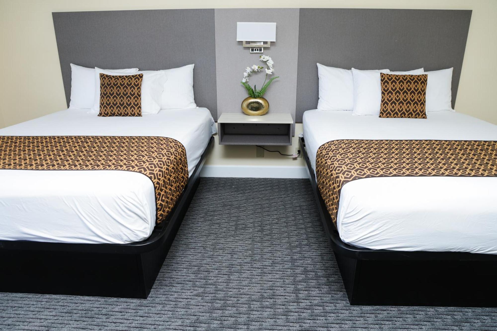ซิลเวอร์ เซิร์ฟ โมเทล Motel ซานซิเมียน ภายนอก รูปภาพ