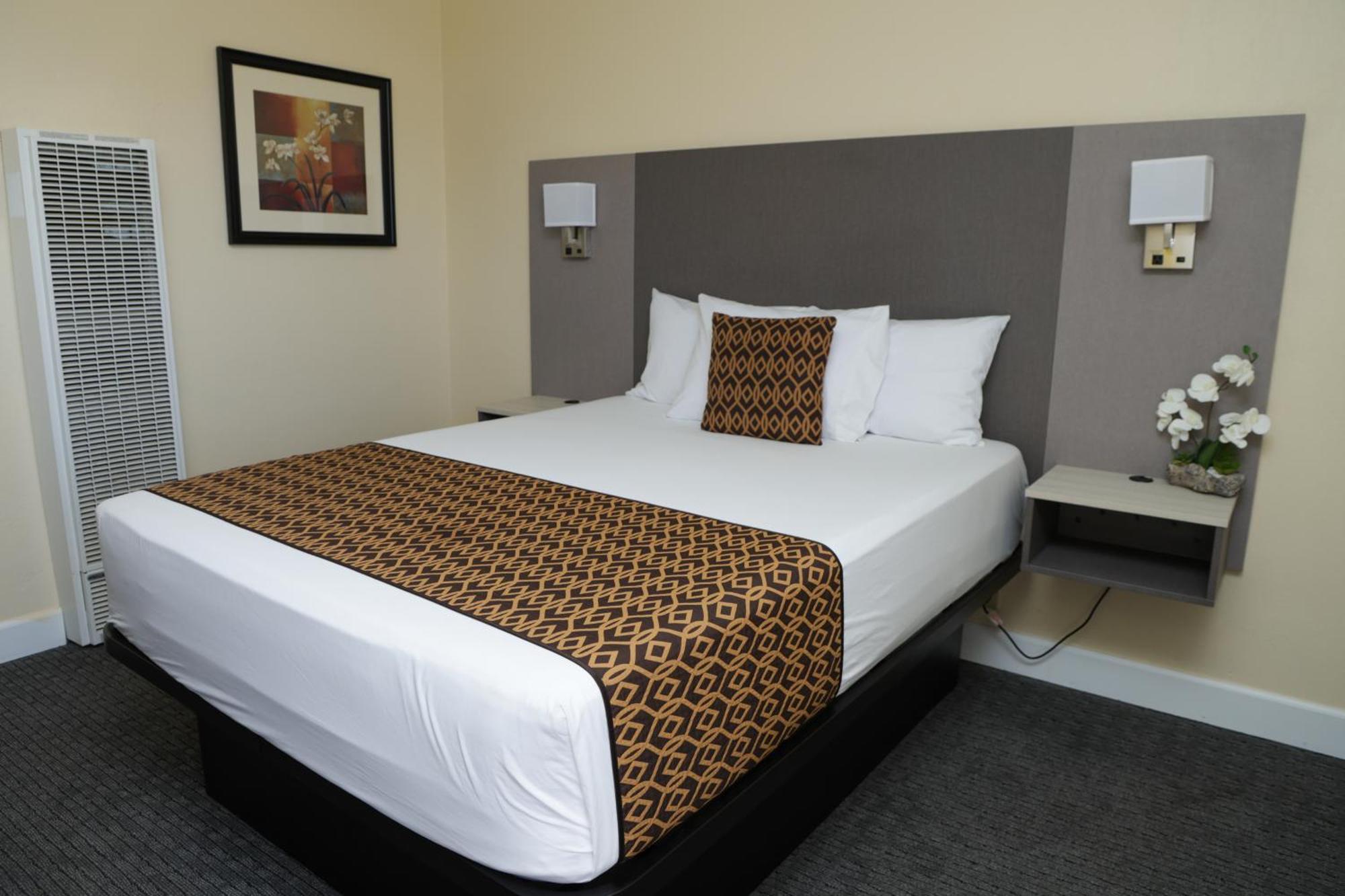 ซิลเวอร์ เซิร์ฟ โมเทล Motel ซานซิเมียน ภายนอก รูปภาพ